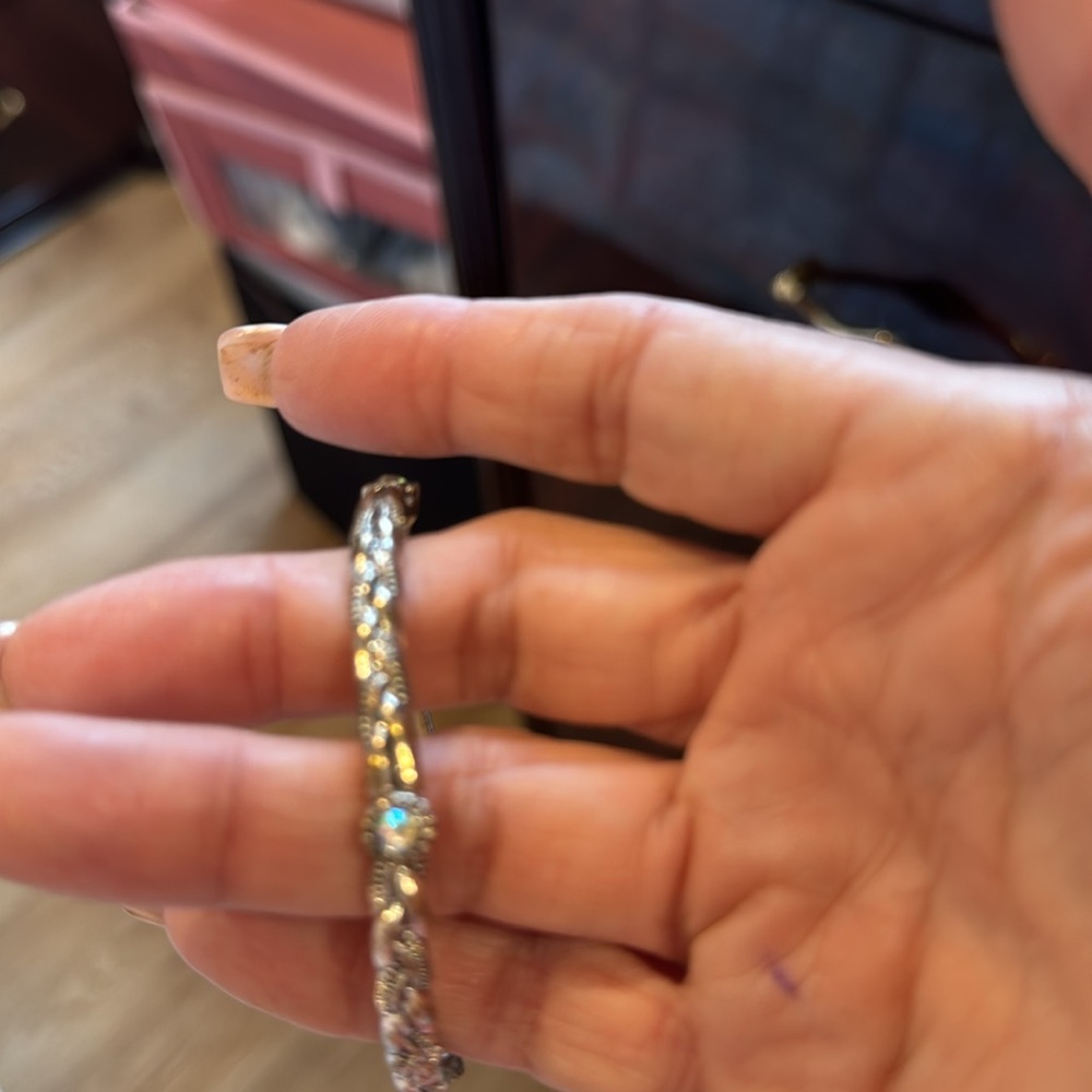 Bundle Stretch Bracelet And Earrings - image 4